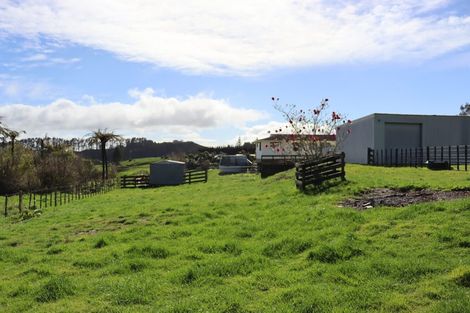 Photo of property in 772 Upland Road, Egmont Village, New Plymouth, 4372