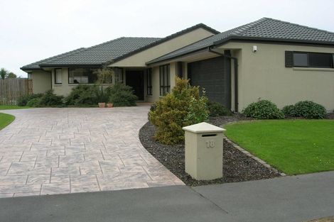 Photo of property in 18 Amoka Crescent, Parklands, Christchurch, 8083