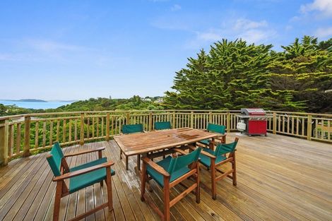 Photo of property in 93 Dowse Drive, Maungaraki, Lower Hutt, 5010