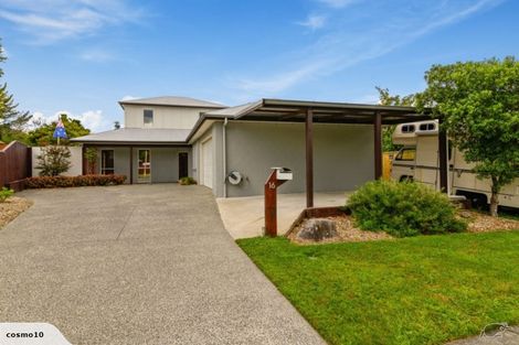 Photo of property in 16 Caulfield Place, Pukehangi, Rotorua, 3015
