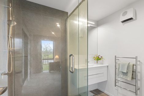 Photo of property in 4 Shier Place, Amberley, 7410