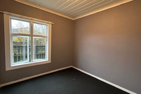 Photo of property in 9 Mahoe Street, Strandon, New Plymouth, 4312