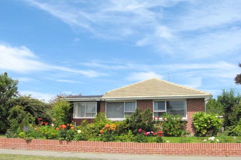 Photo of property in 8 Colac Street, Avondale, Christchurch, 8061