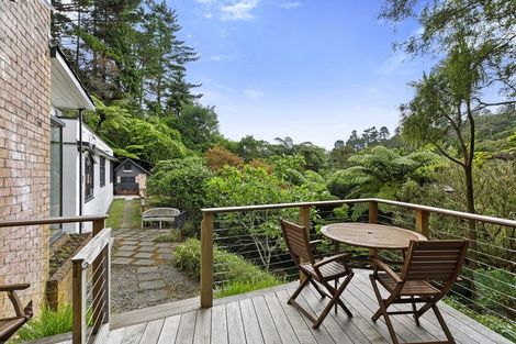 Photo of property in 124 Kamahi Street, Stokes Valley, Lower Hutt, 5019