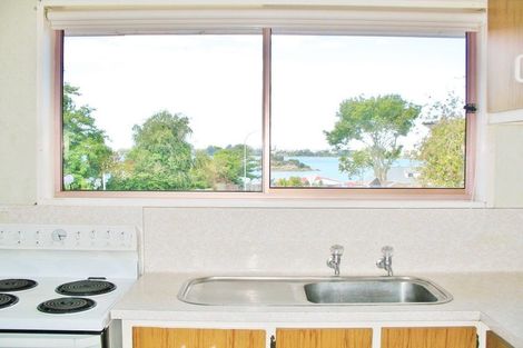 Photo of property in 132 Kingswood Road, Brookfield, Tauranga, 3110