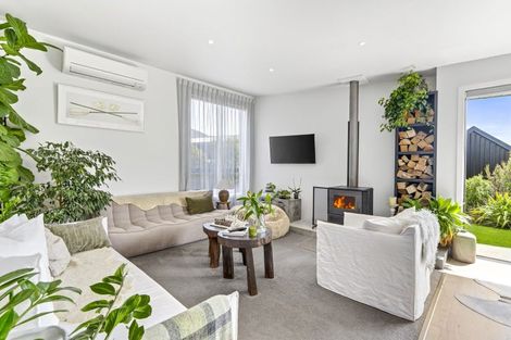 Photo of property in 26 Stackbrae Avenue, Wanaka, 9305