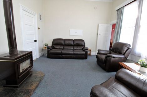 Photo of property in 46 Barraud Street, Dannevirke, 4930