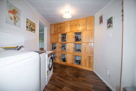 Photo of property in 15 Fenruss Street, Fairy Springs, Rotorua, 3015