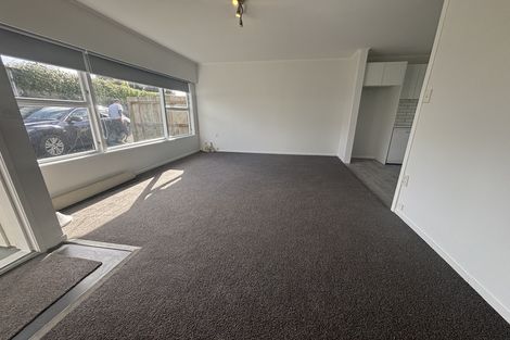 Photo of property in 2/58 Rimu Street, New Lynn, Auckland, 0600
