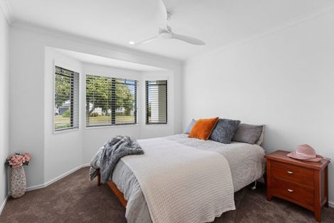 Photo of property in 101 Palm Beach Boulevard, Papamoa Beach, Papamoa, 3118