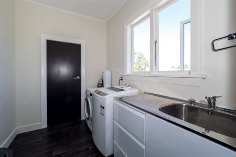 Photo of property in 70 Mcmurdo Street, Tinwald, Ashburton, 7700