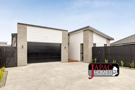 Photo of property in 105 Freedom Drive, Kelvin Grove, Palmerston North, 4470