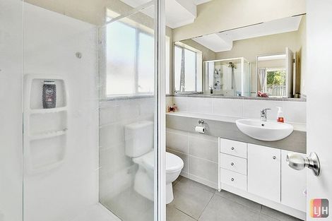 Photo of property in 50 Stranraer Crescent, Wattle Downs, Auckland, 2103