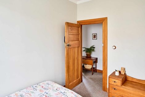 Photo of property in 70 Randwick Crescent, Moera, Lower Hutt, 5010