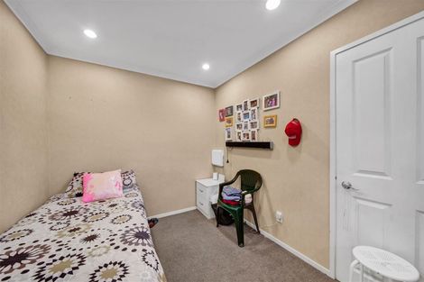 Photo of property in 30 Cameron Street, Hawera, 4610