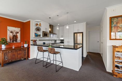 Photo of property in 22 Bertrowe Drive, Ohauiti, Tauranga, 3112