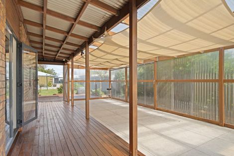 Photo of property in 18 Glenroy Crescent, Springlands, Blenheim, 7201