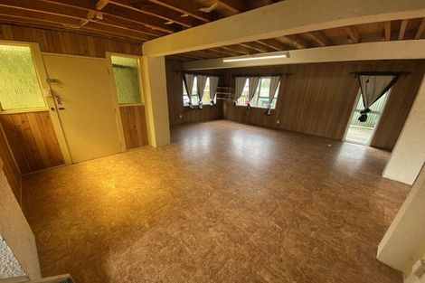 Photo of property in 29a-c Point England Road, Point England, Auckland, 1072