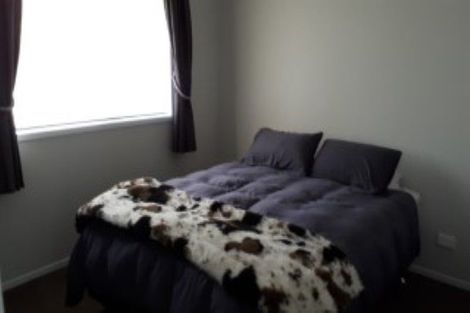 Photo of property in 124a Seaview Road, Westown, New Plymouth, 4310