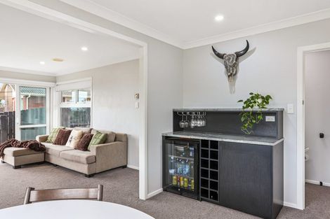 Photo of property in 43 Mcclintock Road, Massey, Auckland, 0614