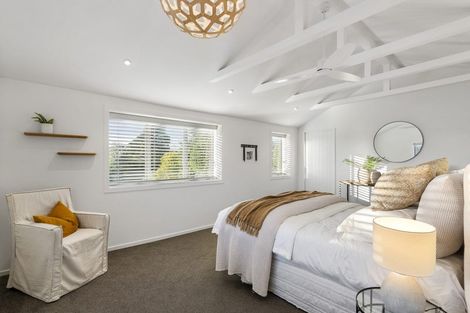 Photo of property in 14 The Anchorage, Sunnyhills, Auckland, 2010