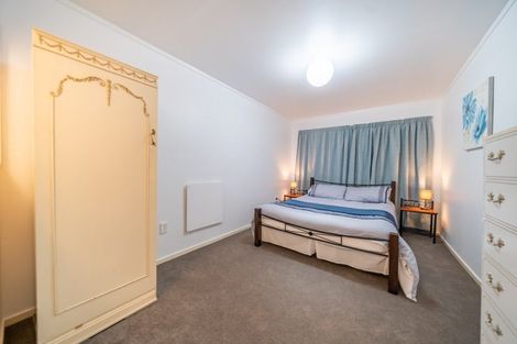 Photo of property in 20 Roys Road, Plimmerton, Porirua, 5026