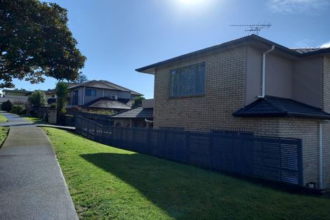 Photo of property in 29 Chieftain Rise, Goodwood Heights, Auckland, 2105