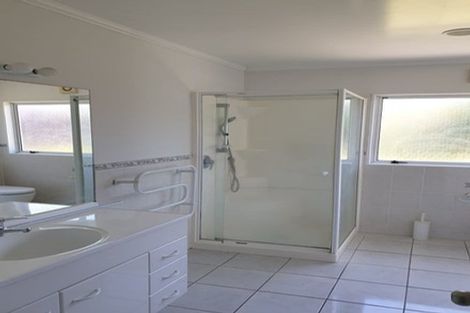 Photo of property in 9 Bocage Lane, West Harbour, Auckland, 0618
