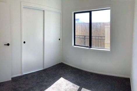 Photo of property in 8a Bolton Street, Petone, Lower Hutt, 5012