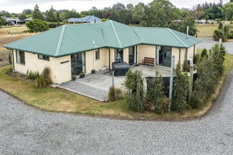 Photo of property in 38 Montrose Avenue, Culverden, 7392