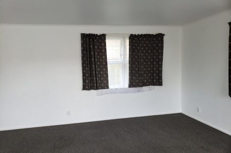 Photo of property in 15 Linwood Avenue, Forrest Hill, Auckland, 0620