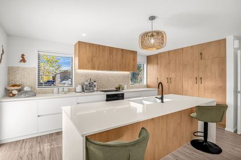 Photo of property in 16 Cam Mill Place, Rangiora, 7400