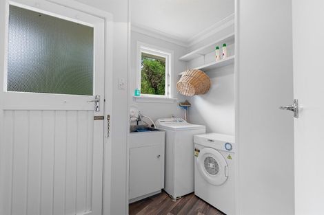 Photo of property in 51 Elwyn Crescent, Green Island, Dunedin, 9018