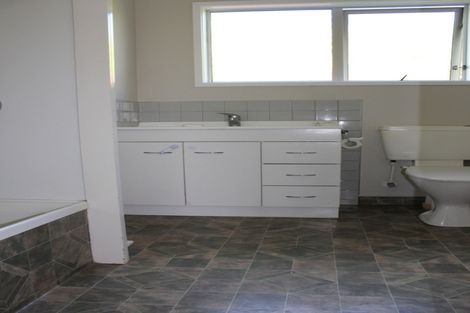 Photo of property in 11a Dallas Place, Leamington, Cambridge, 3432