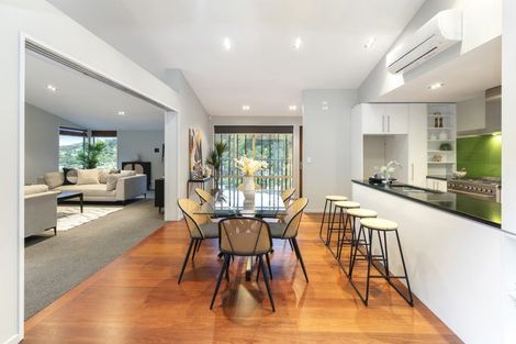 Photo of property in 10 Maurice Knowles Lane, Cashmere, Christchurch, 8022