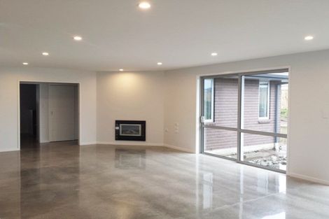 Photo of property in 2 Huetu Place, Bell Block, New Plymouth, 4312
