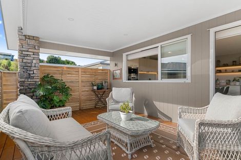 Photo of property in 2 Park Crescent, Mangawhai Heads, Mangawhai, 0505