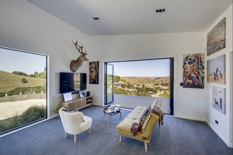 Photo of property in 52 Avery Road, Eskdale, Napier, 4182