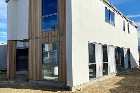 Photo of property in 30 Wallis Drive, Cromwell, 9310