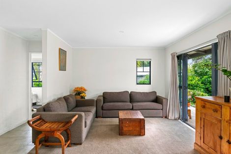 Photo of property in 49 Matakana Valley Road, Matakana, Warkworth, 0985