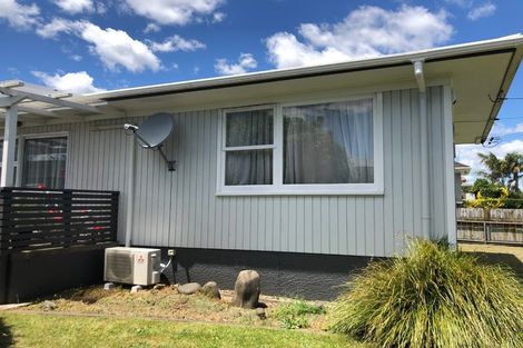 Photo of property in 27 Alma Crescent, Papakura, 2110
