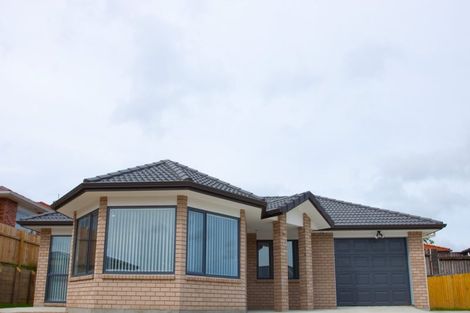Photo of property in 33 Edgewood Way, Henderson, Auckland, 0612