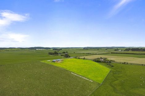 Photo of property in 61 Tennants Road, Bulls, 4894