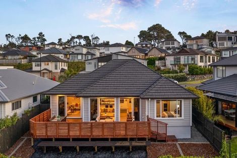 Photo of property in 22 Arriere Lane, Silverdale, 0932