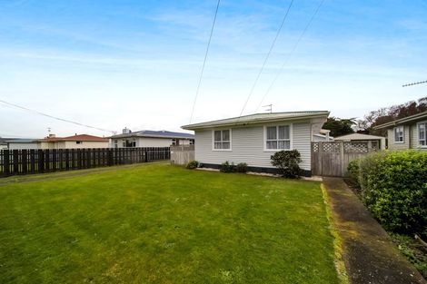 Photo of property in 62 Reid Avenue, Hawera, 4610