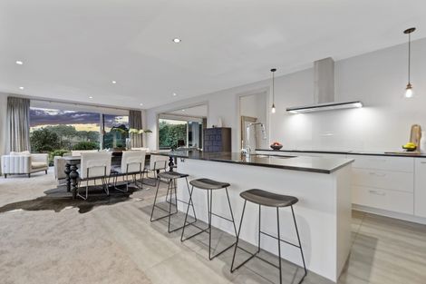 Photo of property in 6 York Terrace, Riverhead, 0820