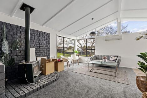 Photo of property in 25 Carter Place, Manurewa, Auckland, 2102