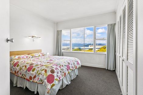 Photo of property in Newman Court Apartments, 2 Newman Terrace, Thorndon, Wellington, 6011
