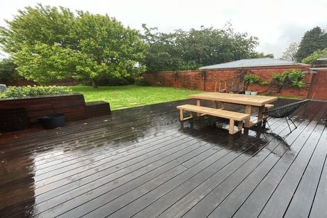 Photo of property in 5 Huia Grove, Elderslea, Upper Hutt, 5018