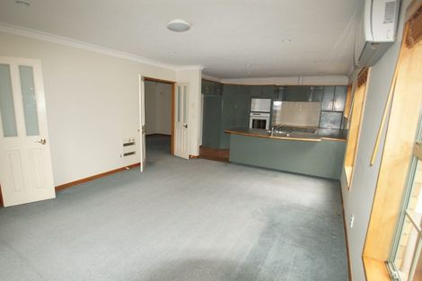 Photo of property in 1/5 Chateau Drive, Burnside, Christchurch, 8053